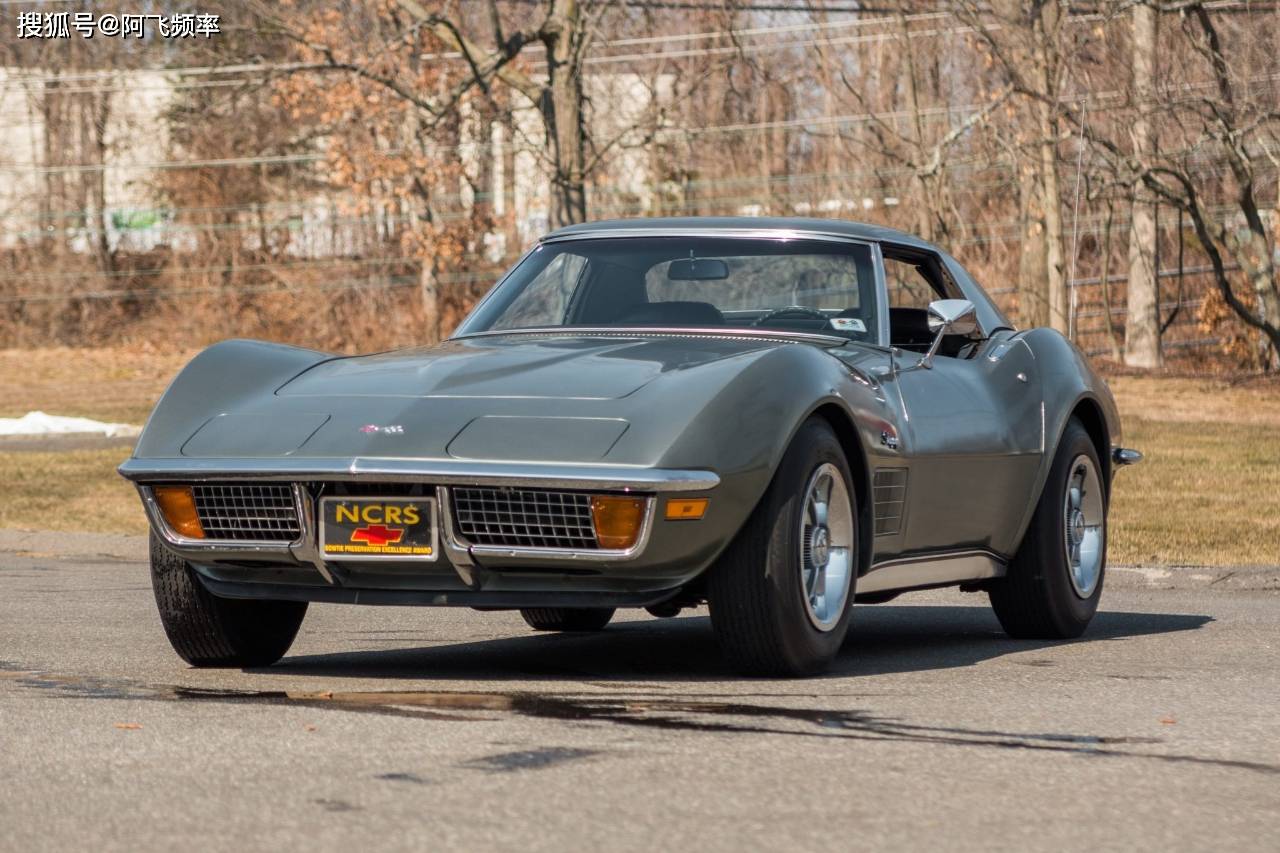 50岁的1972年雪佛兰corvette有着少见的颜色 跑车