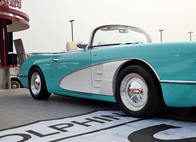 松散机车ss海豚比亚迪代工敞篷跑车造型复古