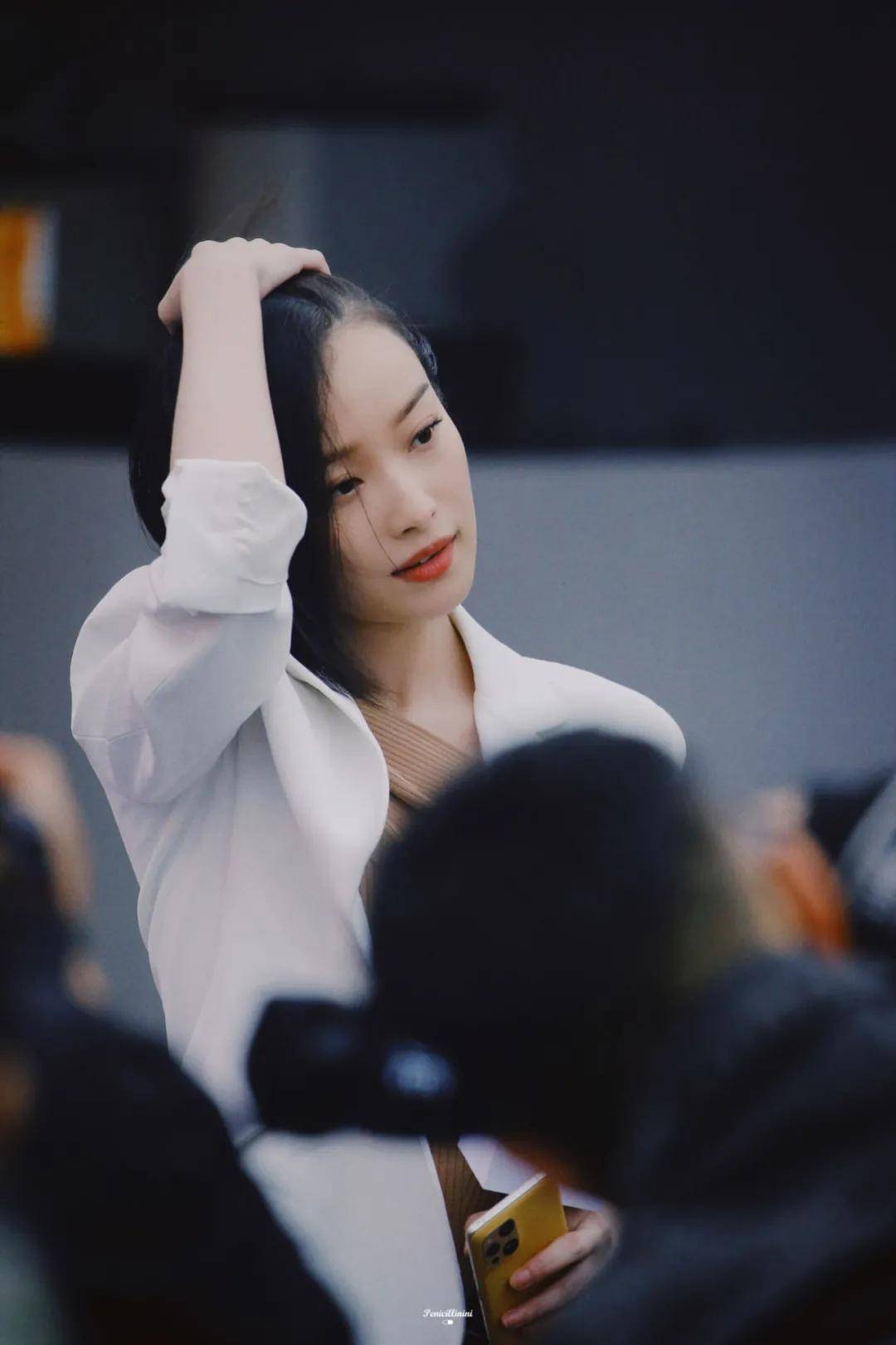 国内女星古力娜扎和倪妮,你喜欢哪位美女呢?