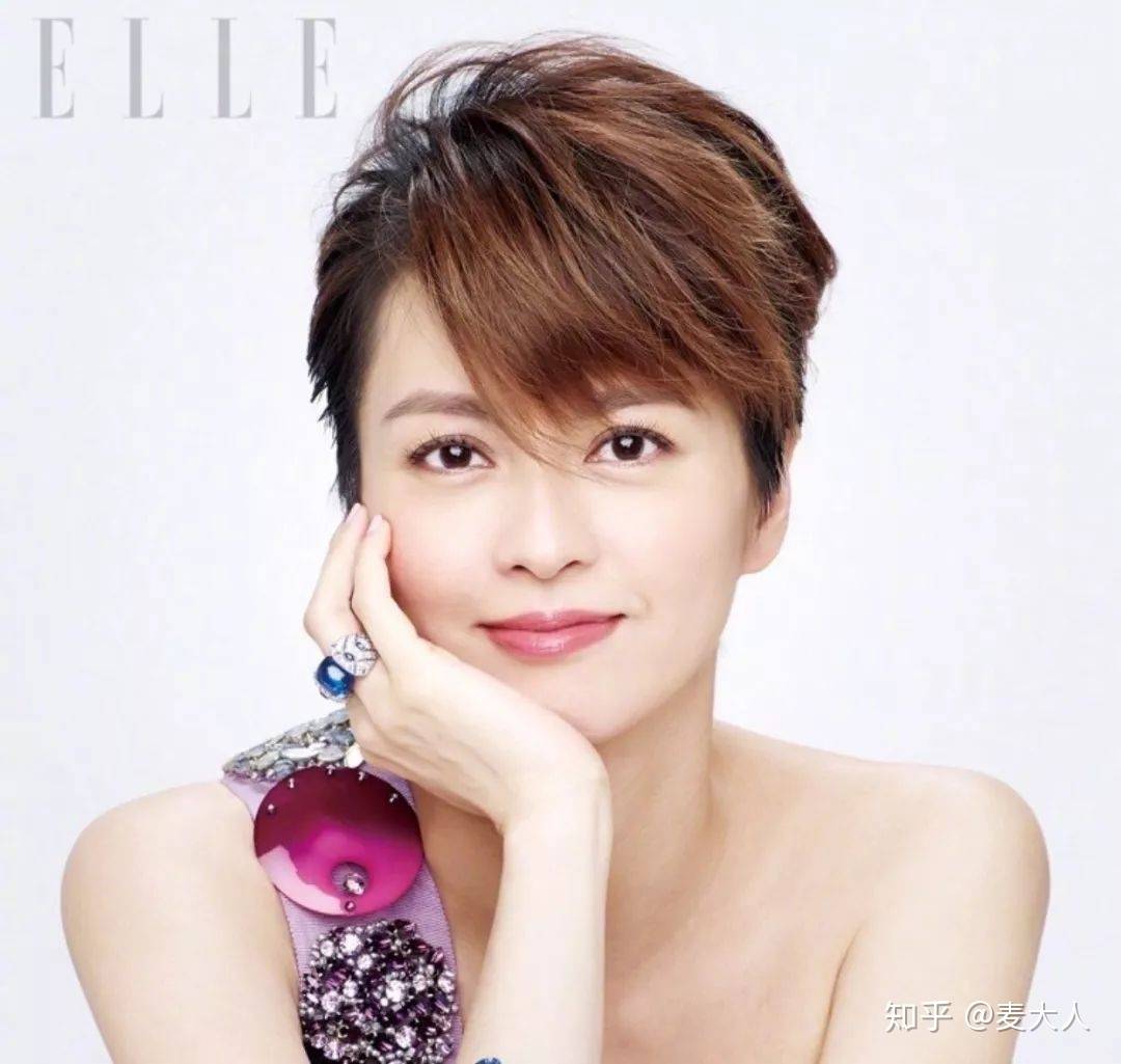 田震原名叫田桂芝,梁静茹原名梁翠莲,赵丽颖原名叫张明娟(网传)