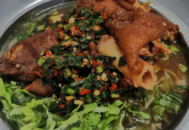 如何做猪脚粉 4e9ecf65f7264f0c98fc0112f798a607.png