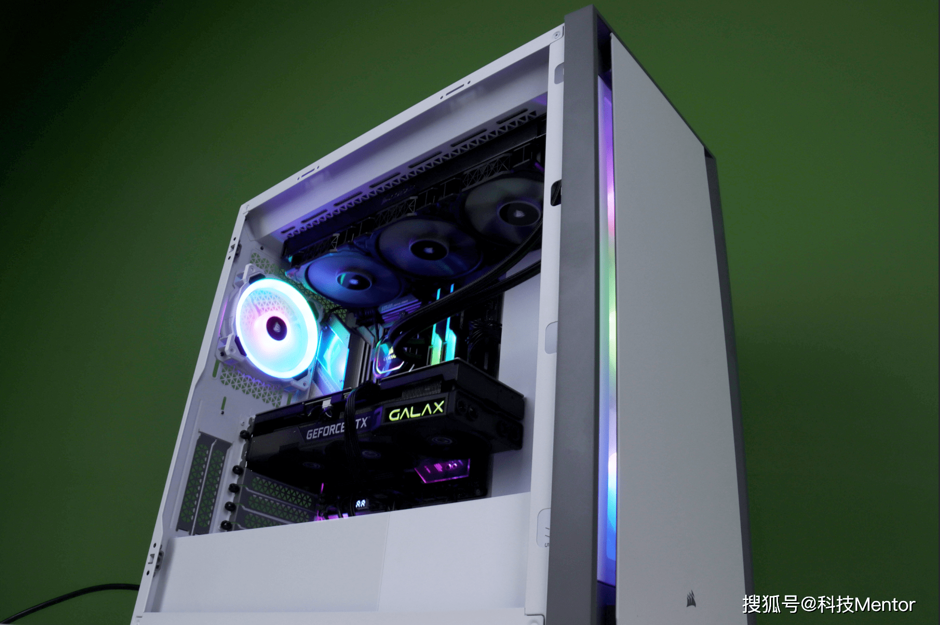 前面板|巨资攒机：美商海盗船5000D机箱+H150i RGB PRO XT水冷，打造别样装机体验