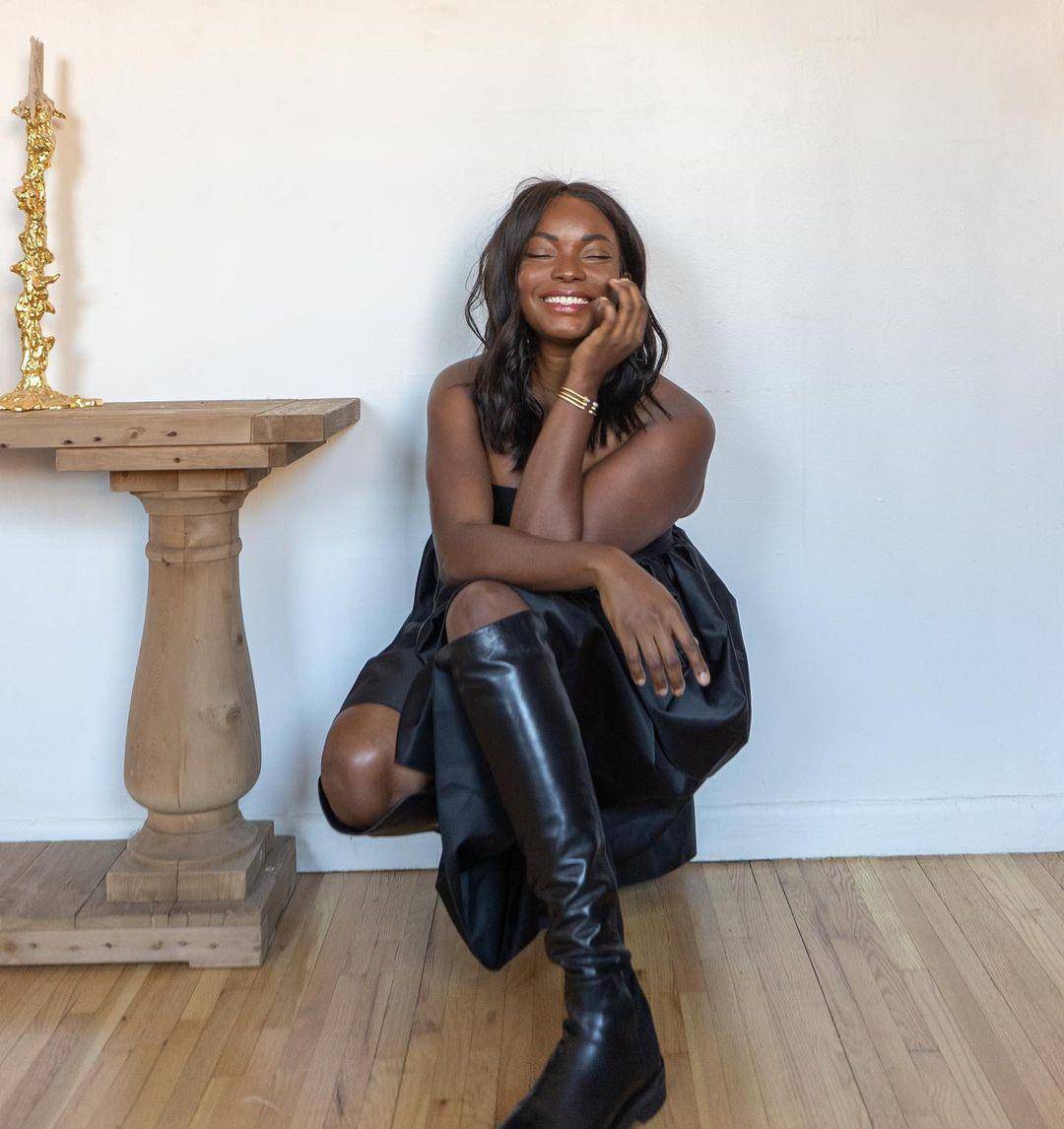 前美国总统夫人米歇尔的钟爱,斯图尔特威兹曼高跟鞋有多耀眼_靴子