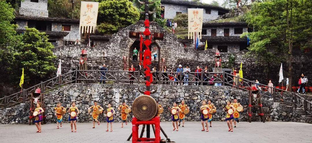 创建天府旅游名县僰人文化的神秘来四川兴文这里亲身感受一番