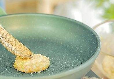 米饭加鸡蛋早餐机 d5edad57cde94a209eb35e11d8ecce63.jpeg