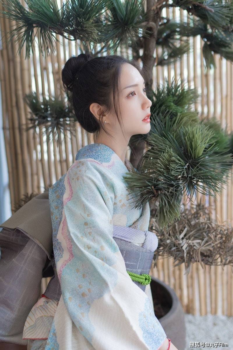 性感美女时尚写真,和服少女皮肤白皙,美丽漂亮甜美可爱!