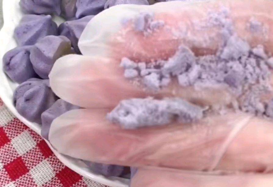 婴儿几个月能吃溶豆 8fc2bb26f3f34e16bbf772ebdc6dbea9.jpeg