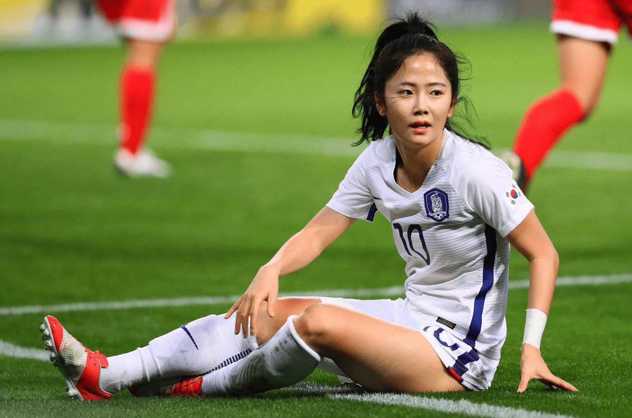韩国女足球最美10号图片