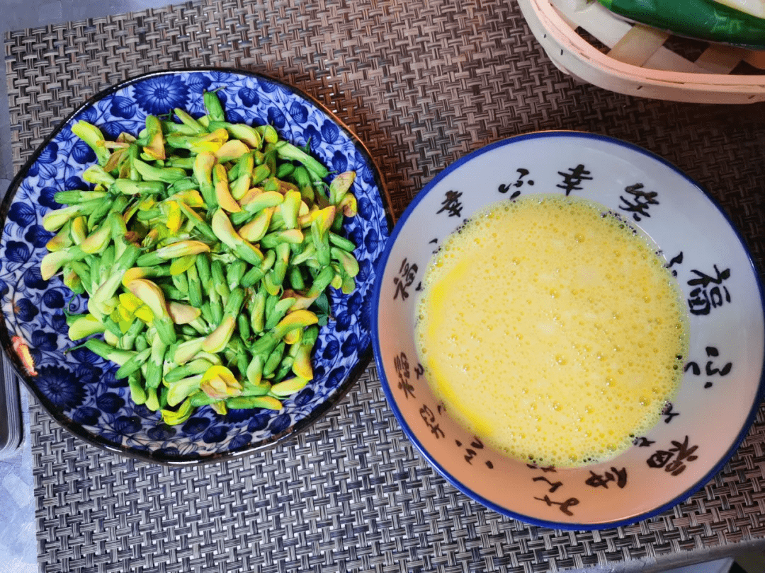 魔法|女巫魔法厨房 | 获得春天力量的金雀花鸡蛋饼