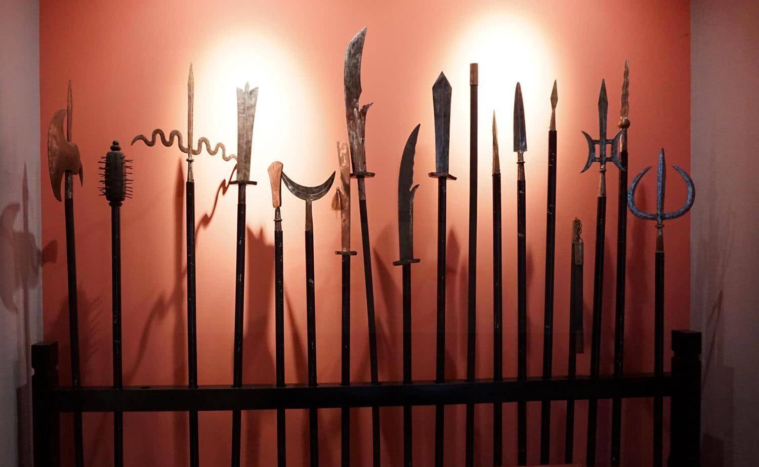 唐朝工匠太神 给砍柴斧加上50cm长柄后 成了剽悍骑兵的克星 斧头