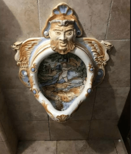 原创
大哥,你这是明目张胆的偷窥啊