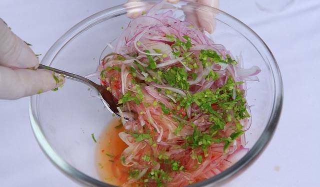 洋葱怎么做好吃营养又好看 8fd57ebc031647b9bc3070b4fcb3e3d5.jpeg