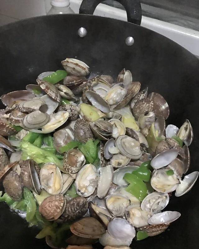 怎样做花甲汤最好吃 5cb641351c0245dc819cf46e760c9843.jpeg