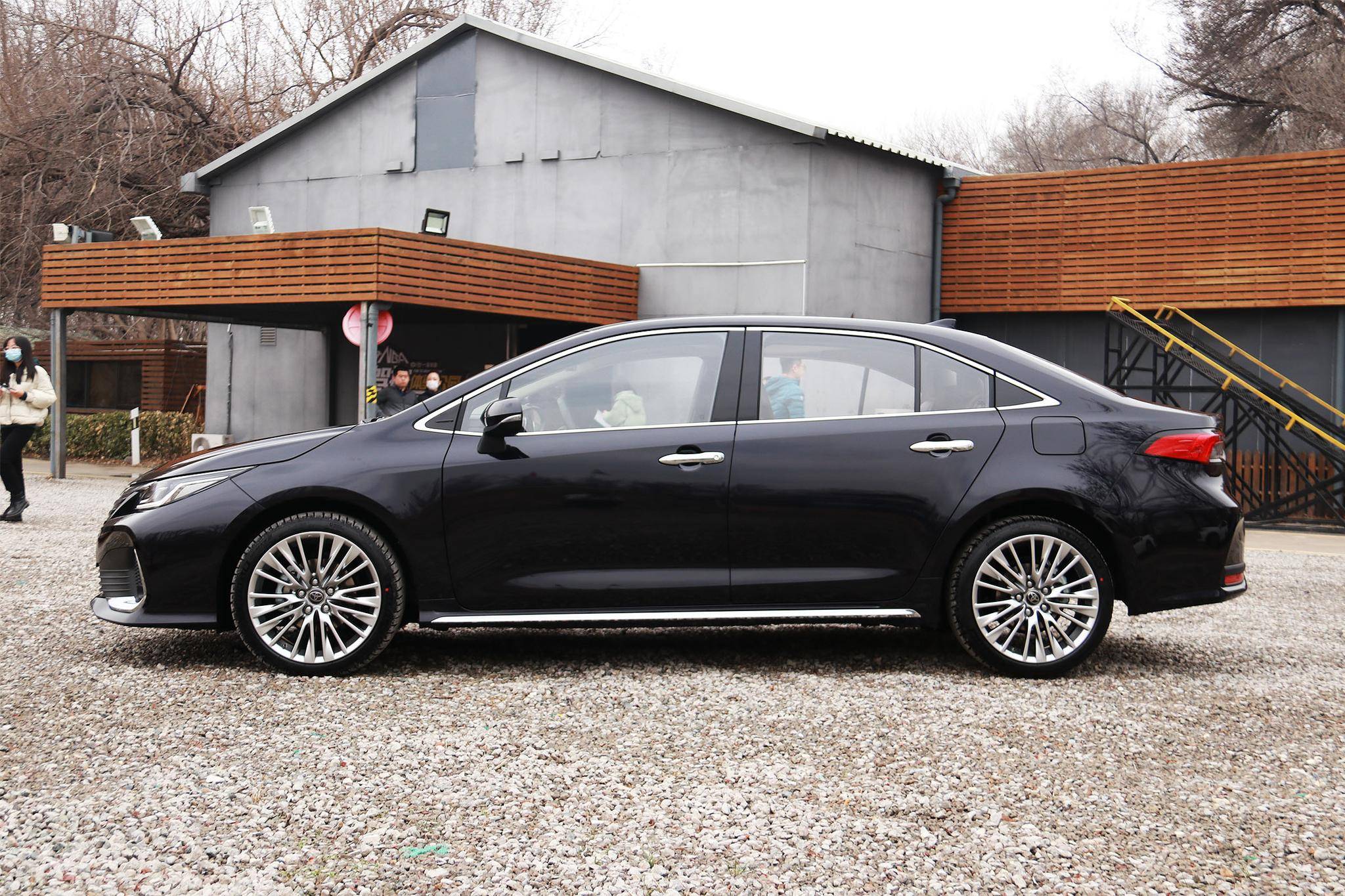 空间同级无敌丰田亚洲狮上市1428万起全系20动力