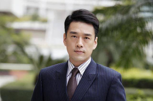 这3位中年男演员才是"霸总"专业户,一看就是有钱人