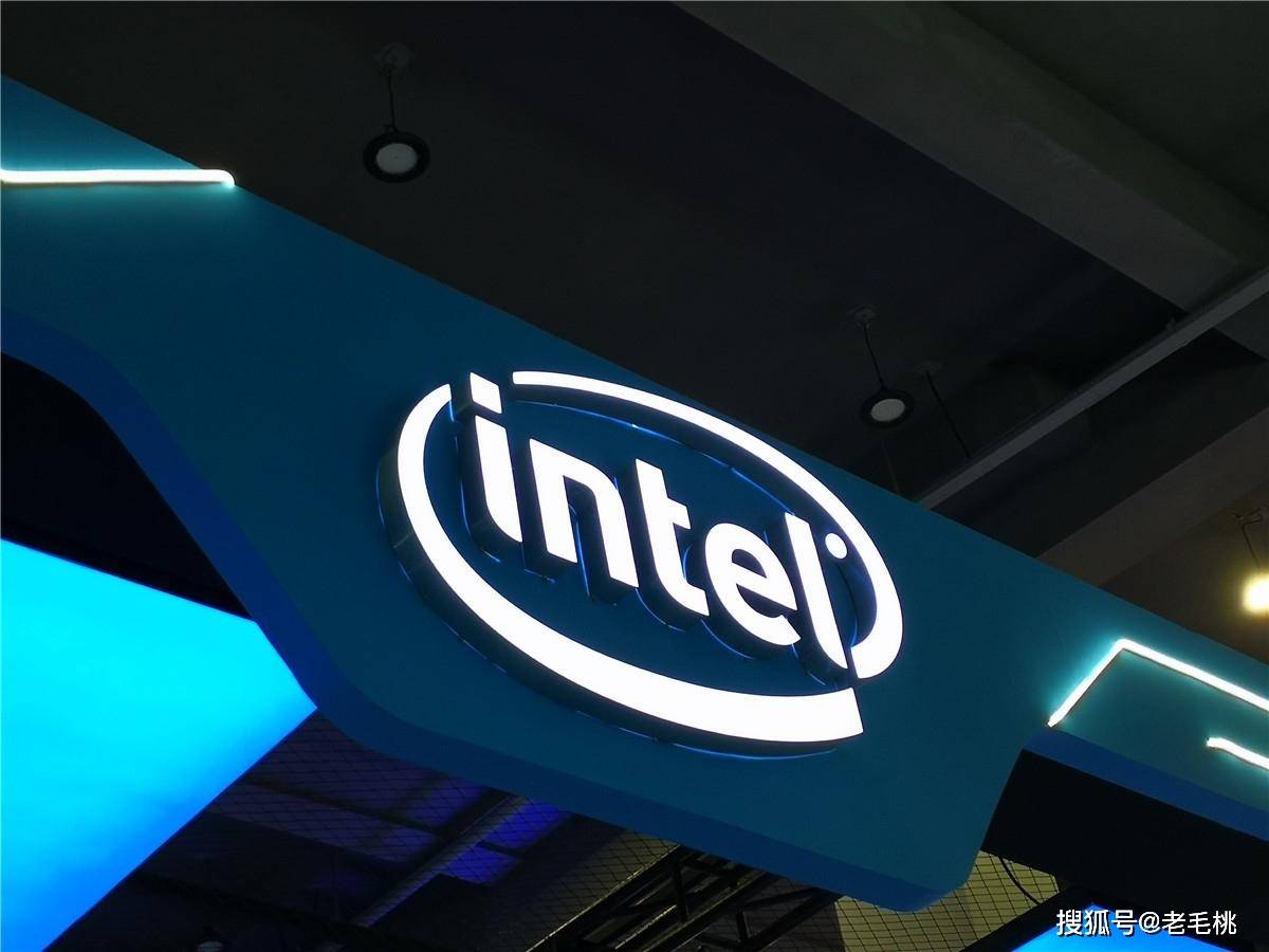 Intel不再挤牙膏 原因竟是在cpu上粗制滥造 网友 惊呆了 Die