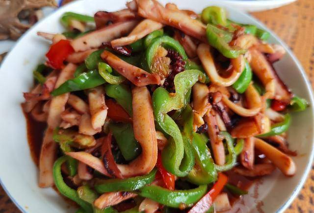 婆婆过生日我主厨,一桌好菜,荤素搭配又营养,看这桌菜值多少钱