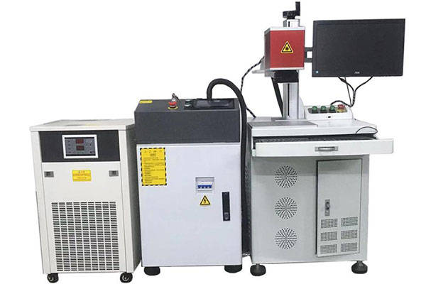 自动激光焊接机有助于提高太阳能集热器热传导效率