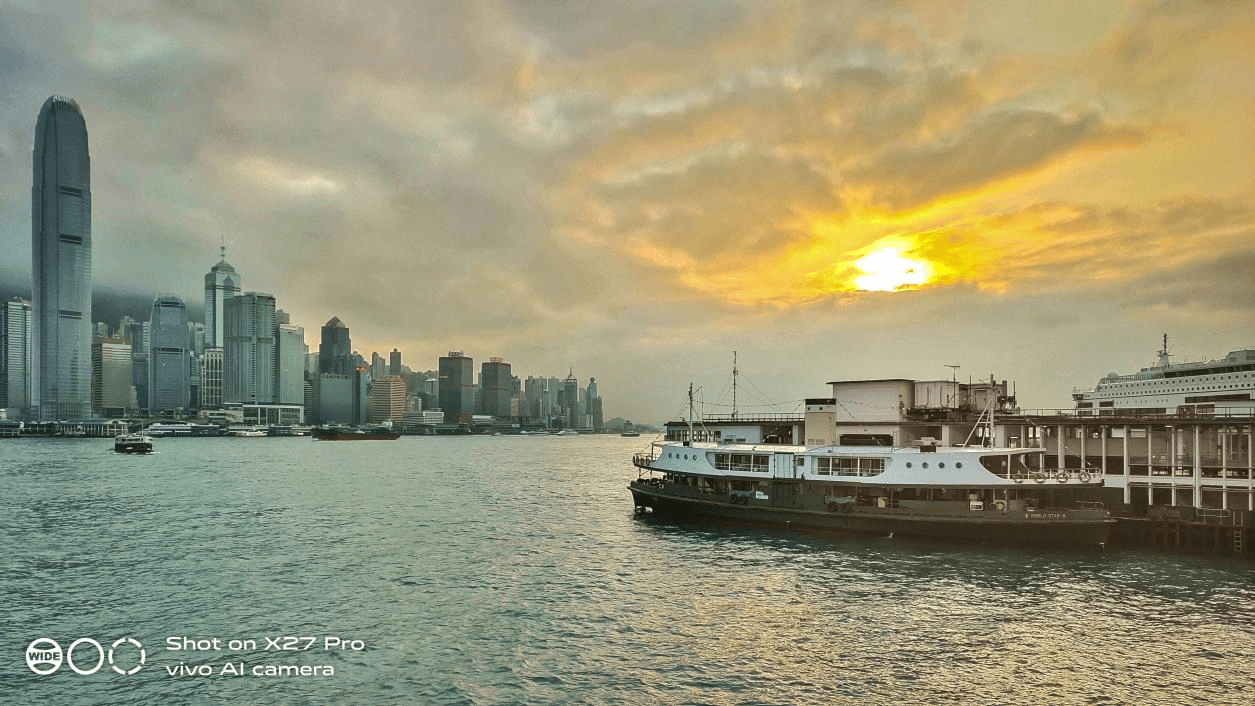 港口|网友分享香港机场、港口美景，不看水印你能想到出自vivo X27？