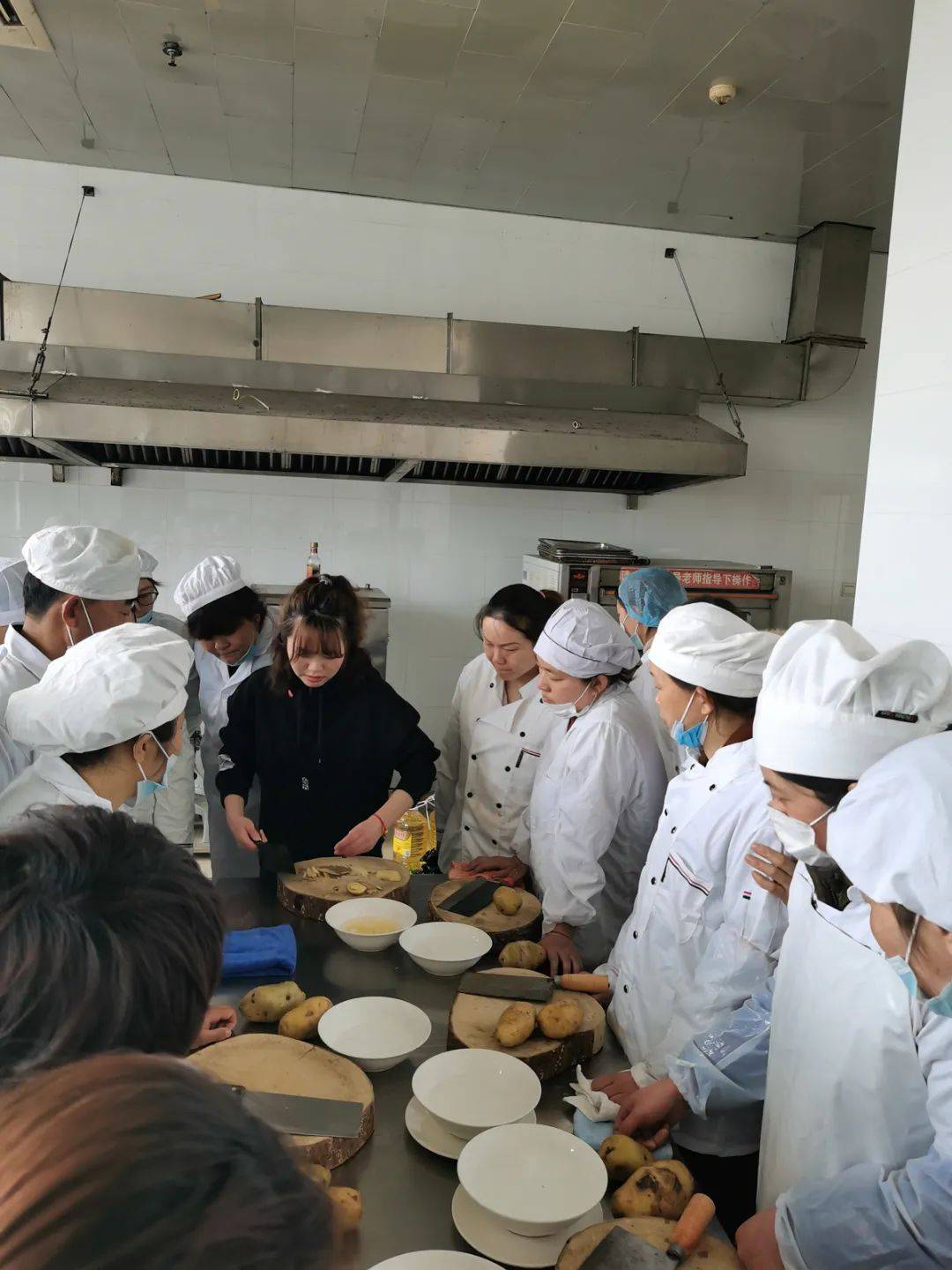 海安市2021年第一期学校食堂厨师培训班开班