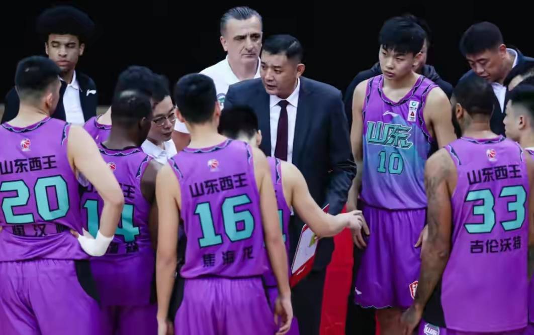 辽篮不敌山西 遭遇赛季首败|95:100不敌新疆队，山东男篮遭遇四连败
