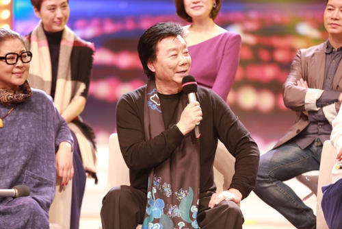 上海台《今夜星辰》主持人叶慧贤,你还记得吗?他最早是说相声的