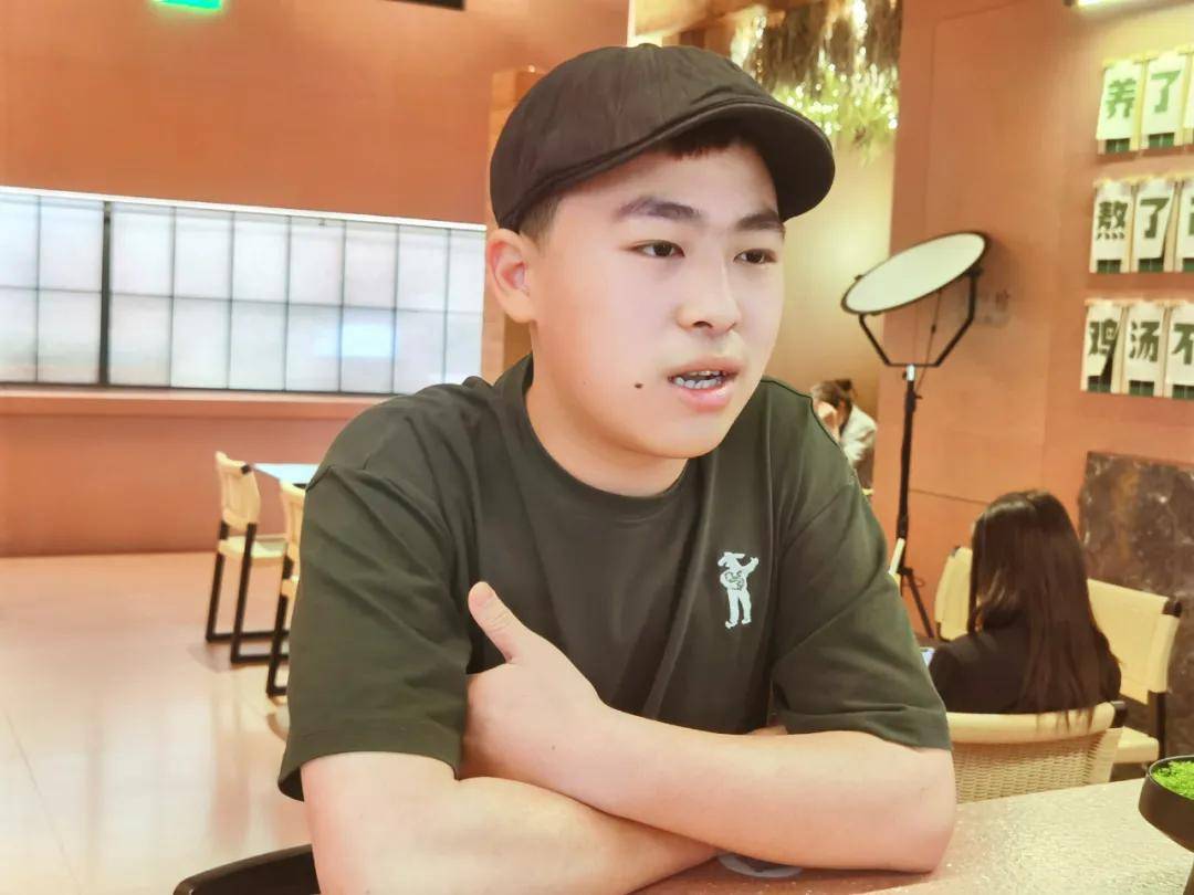 原创深圳新东方烹饪学校优秀毕业生李嘉星专访我是如何走上学厨路的