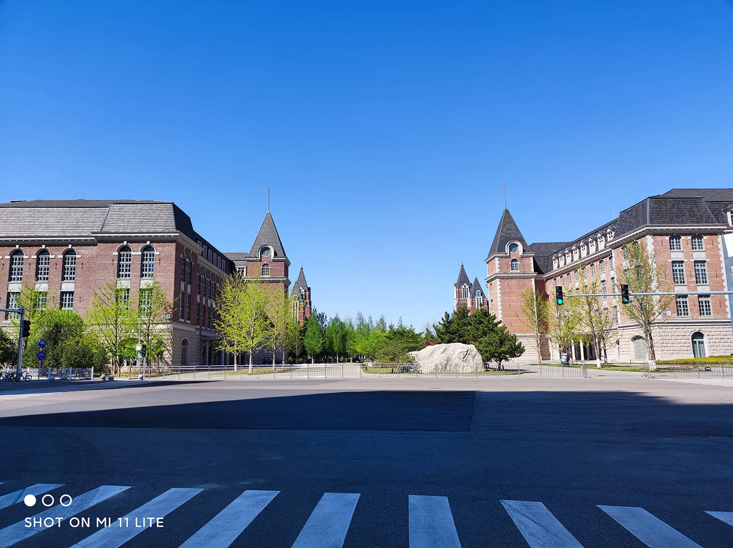 小米11青春版拍照如何?别被轻薄外表欺骗了,其实十分强悍