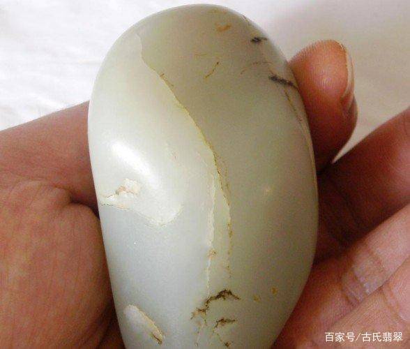 关于和田玉的裂纹,你真的了解吗?
