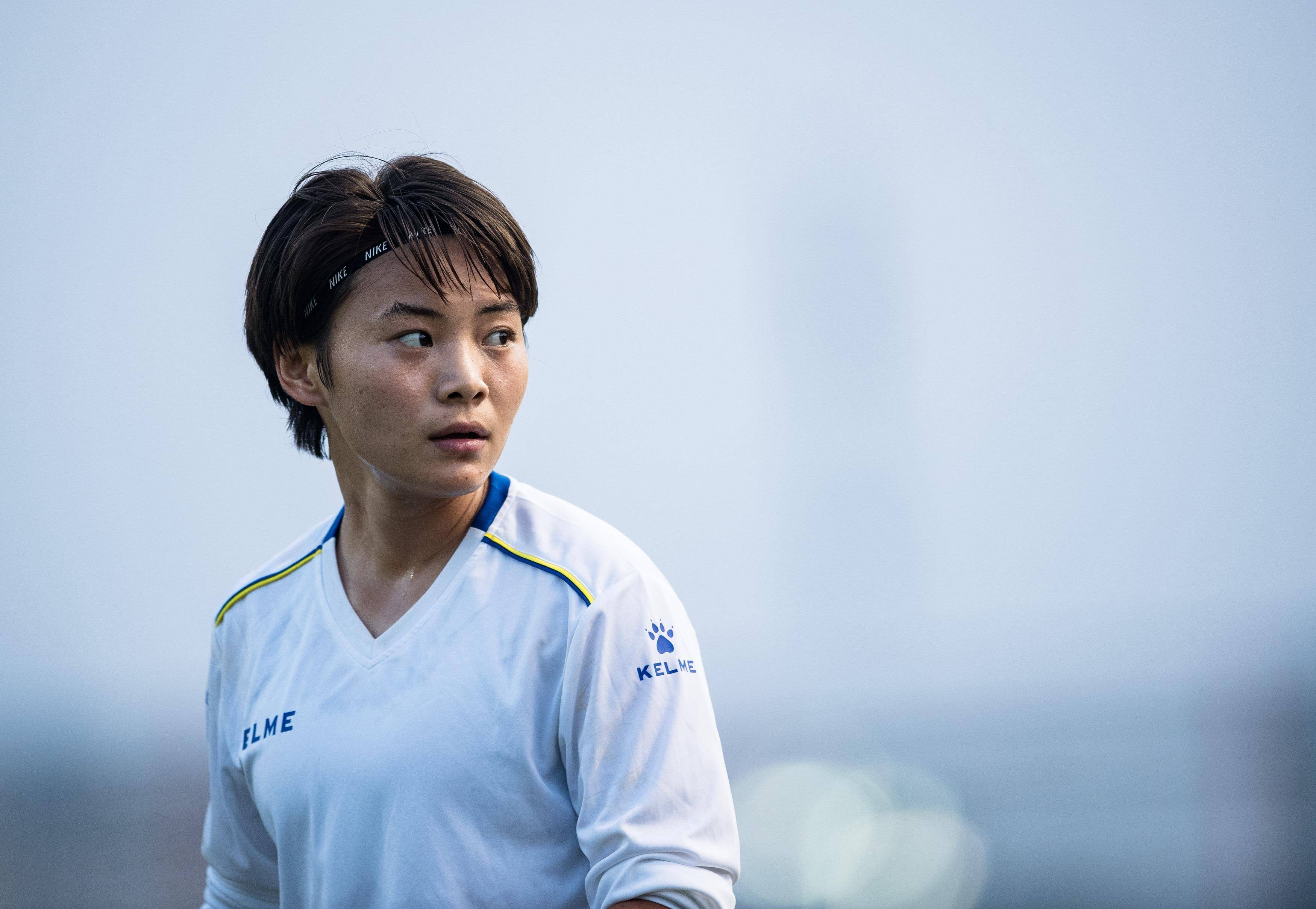 这个95后女孩王霜,究竟有怎样的传奇人生?