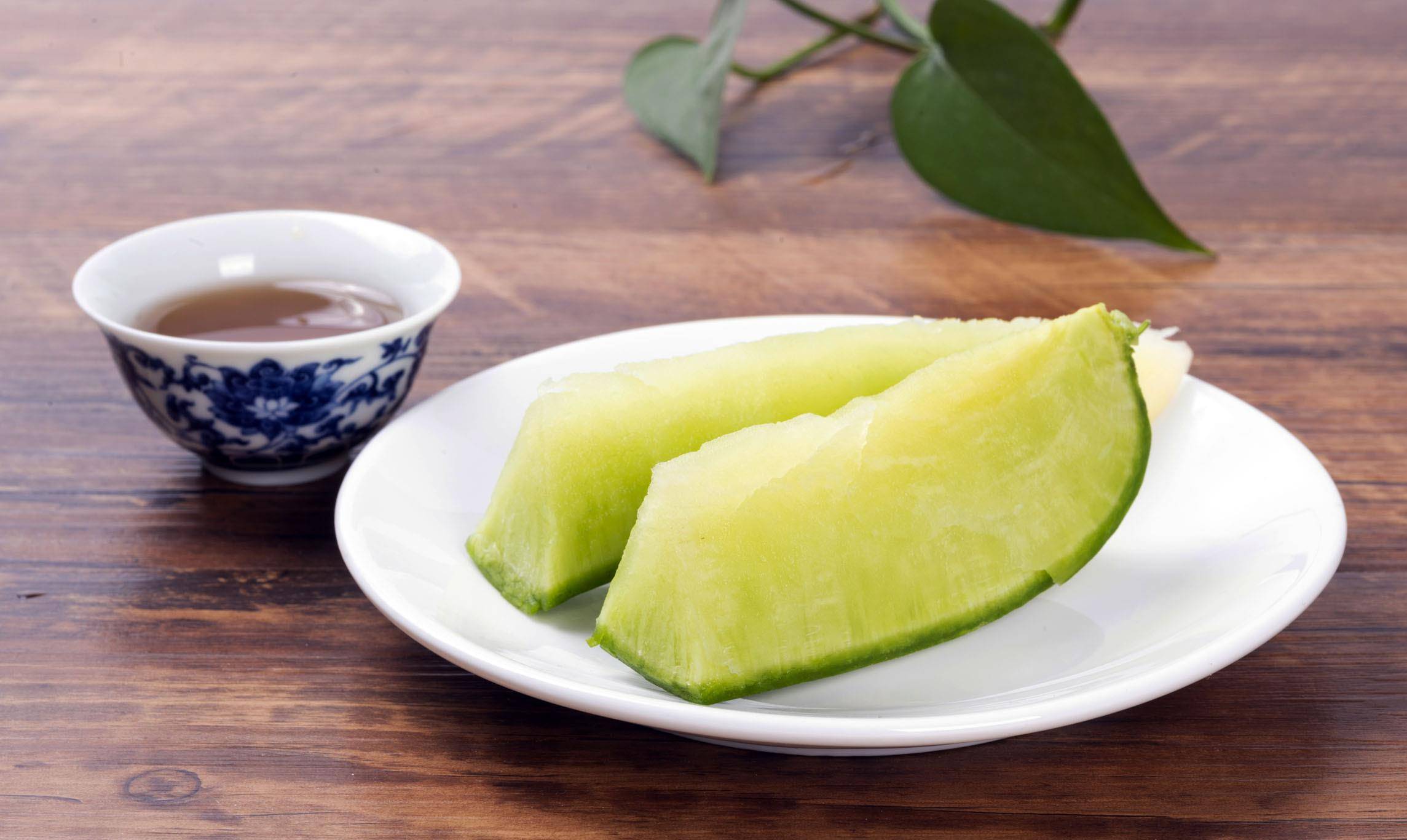 青萝卜这样腌制出来清脆爽口不用油不用水酸甜下饭特好吃