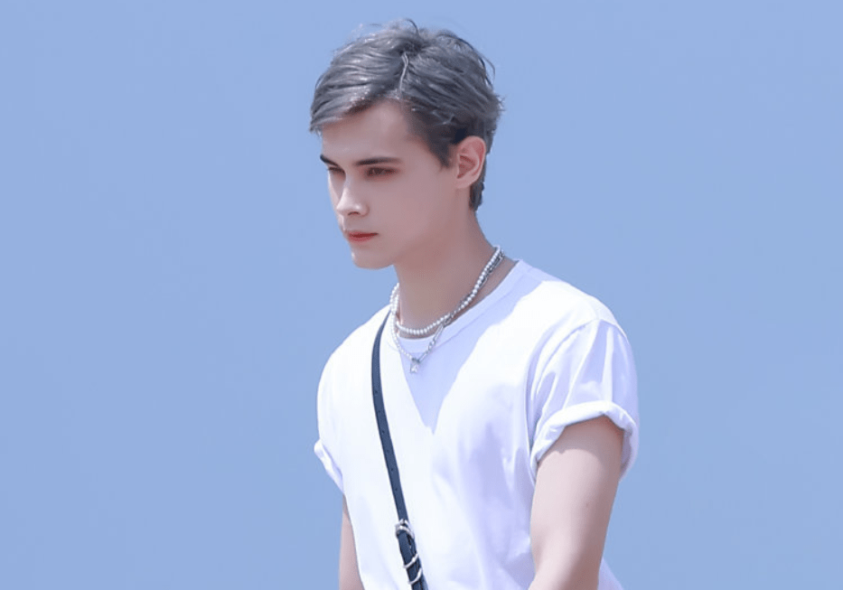 原创创4利路修能否出道复旦大学教授为他加油却意外道破真相