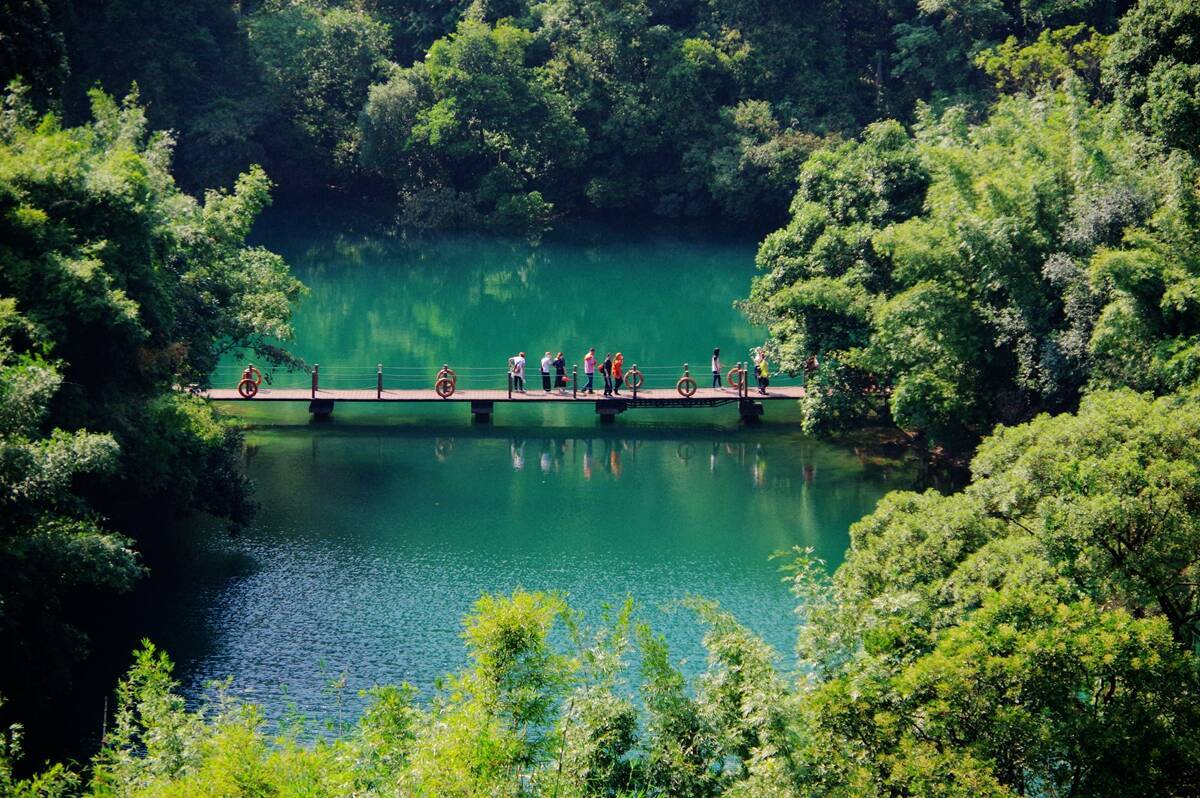 原创广东由10多座山组成的山川风景区是岭南四大名山之首