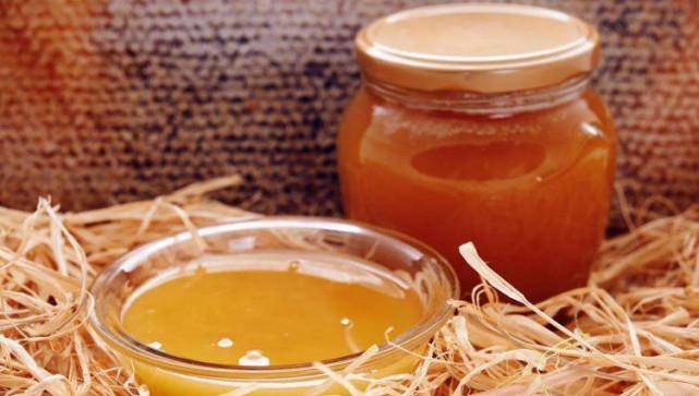 蜂蜜对老年人的作用 4d2e98bb4aca47cc8ecac7cc06c0a6ce.jpeg