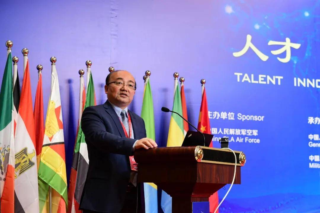 宋科璞,2000年硕士毕业于西北工业大学航空电子工程专业.