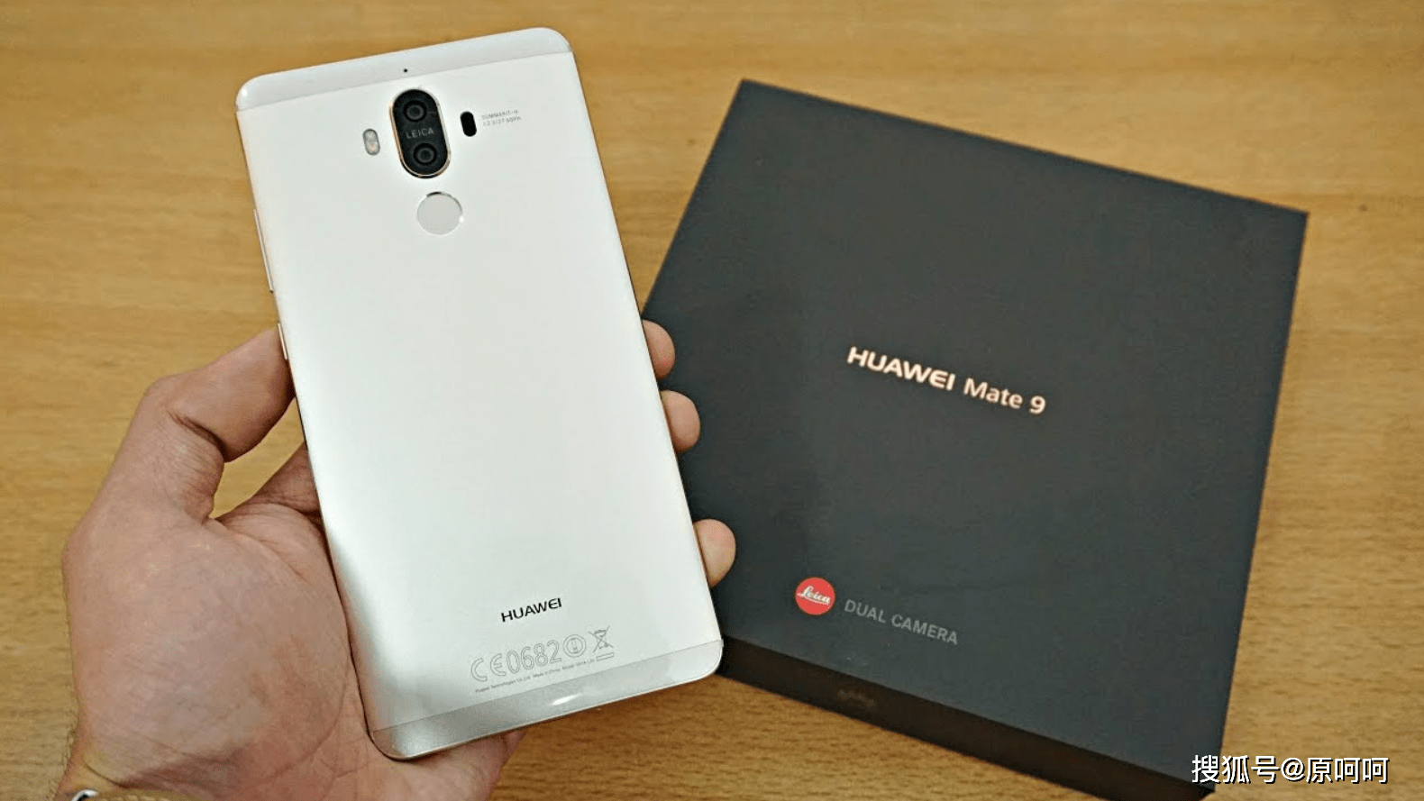 华为手机的发展历程:14款经典神机成就华为发展,您用过哪款呢?_mate