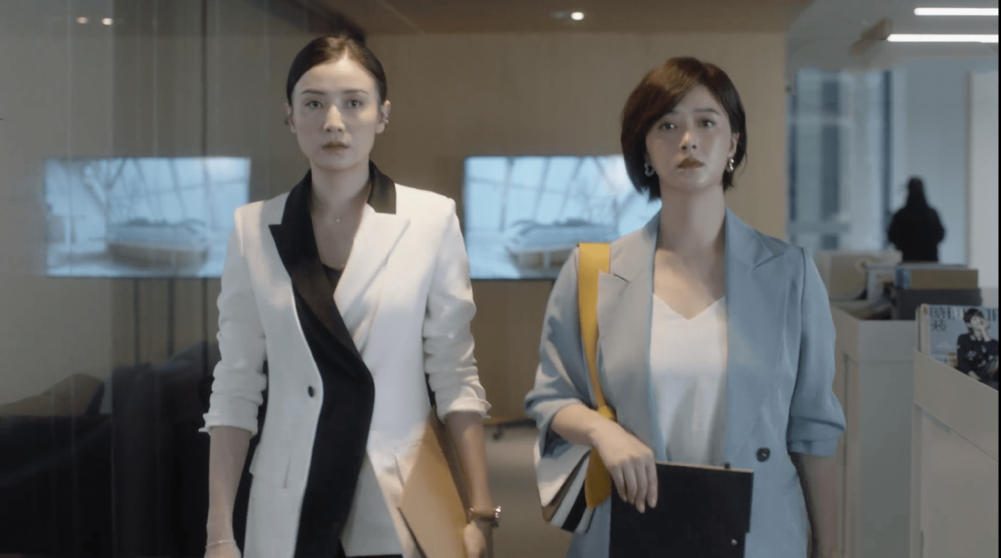 看《小舍得》发现,宋佳穿搭超气质上镜!堪称妈妈们的搭配教材