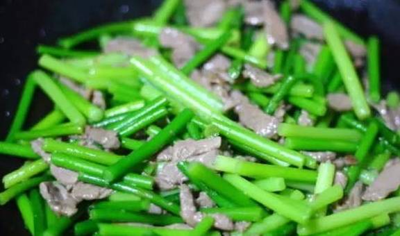 炒肉丝怎么提前腌制 55fc1057fcae4ae1b6a6df6ae0671391.jpeg