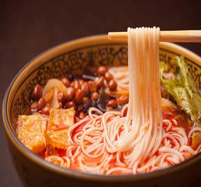 怎么煮螺蛳粉才入味 093d2bb36df74ac494cf6e0ff12f30b4.jpeg