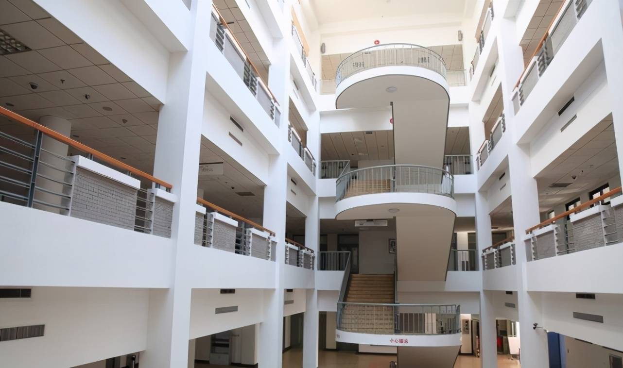 1992年北京师范学院,北京师范学院分院,北京联合大学职业师范学