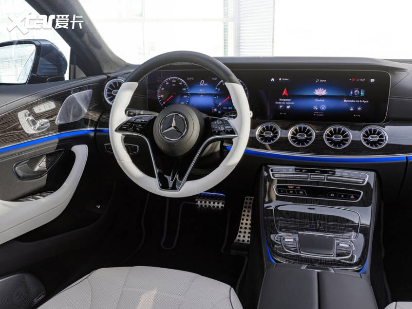 2021上海车展奔驰cls四门轿跑车亮相