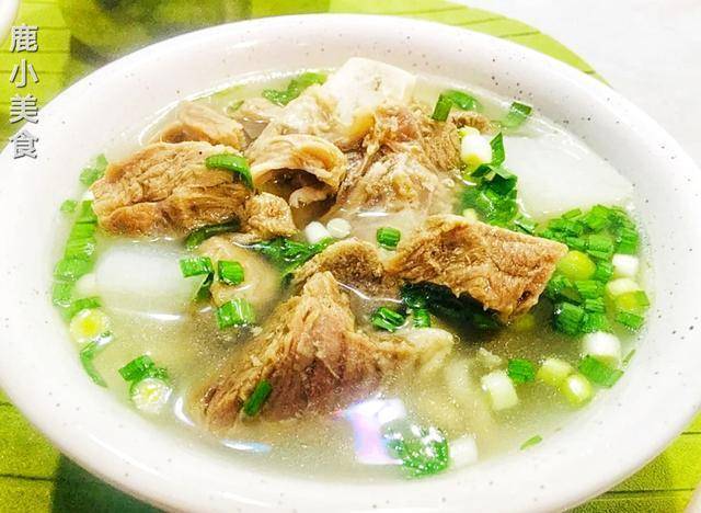 牛肉怎么样炖汤 d6d25432533441f59f5f8660edb5410a.jpeg