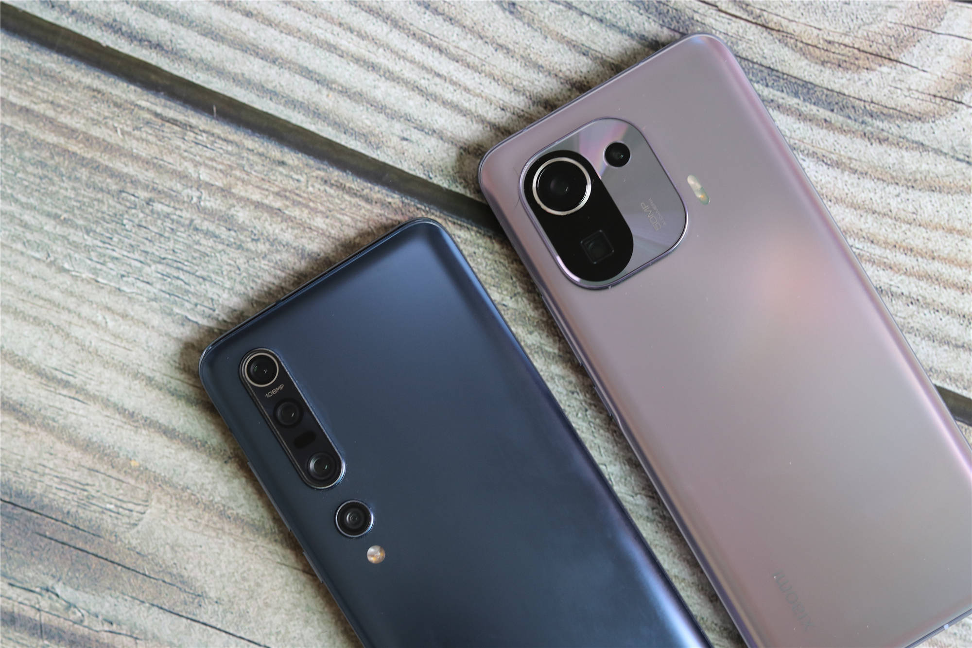 发布价都是4999元起,小米11 pro相比小米10 pro,差距真的有点大_手机