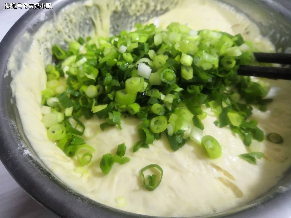 原创
春季早餐吃这饼,比面包受欢迎,暄软有营养,几分钟就出锅,真香