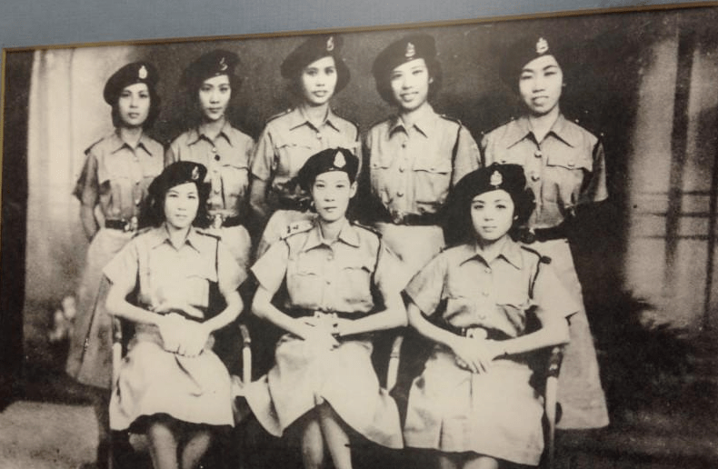 香港警服女士图片