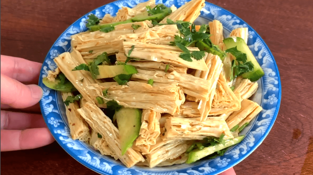 原创
春季泡腐竹,不要放水里就泡,教你饭店秘制方法,不夹生,时间短