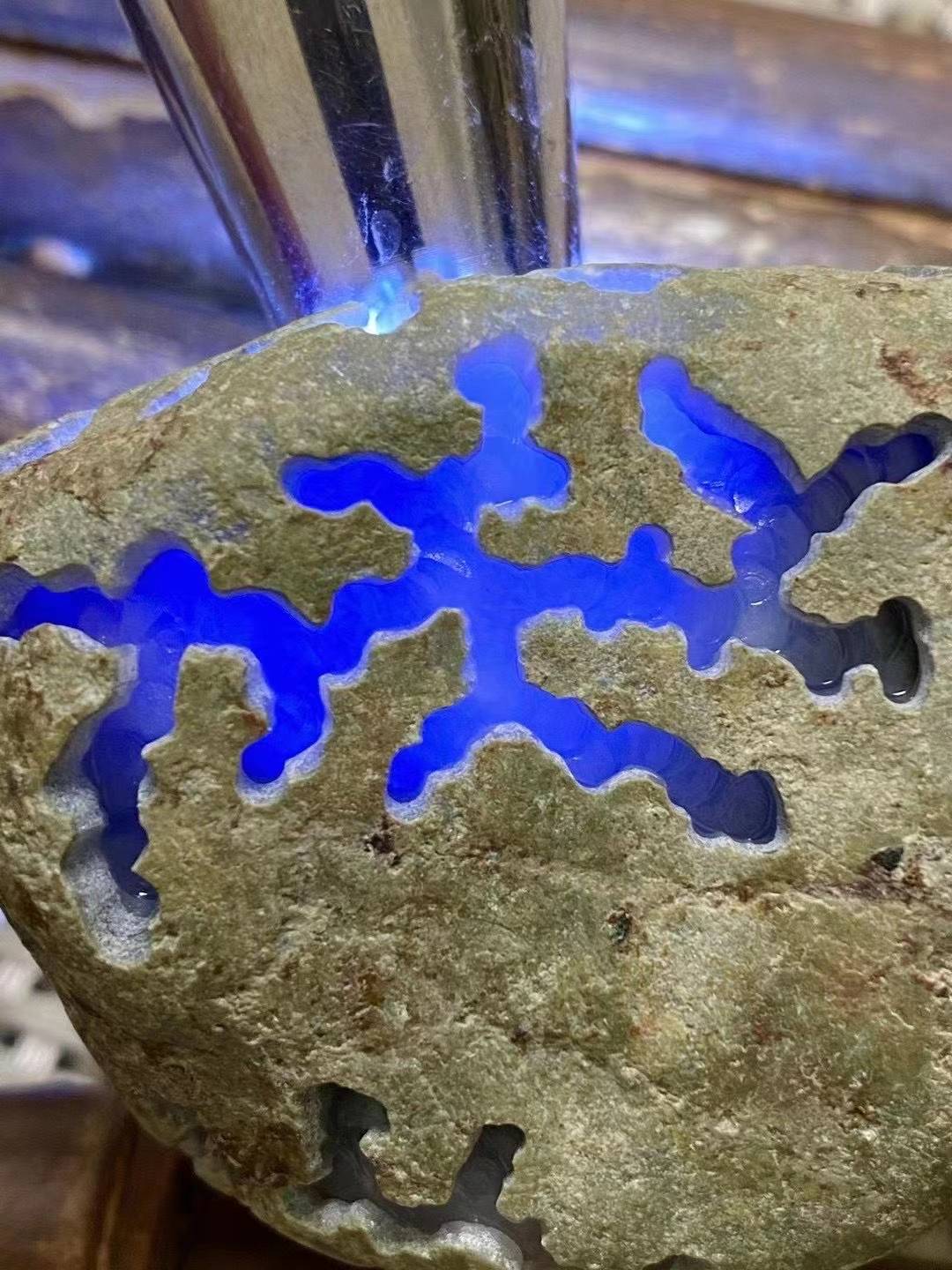 缅甸天然翡翠原石会卡紫罗兰