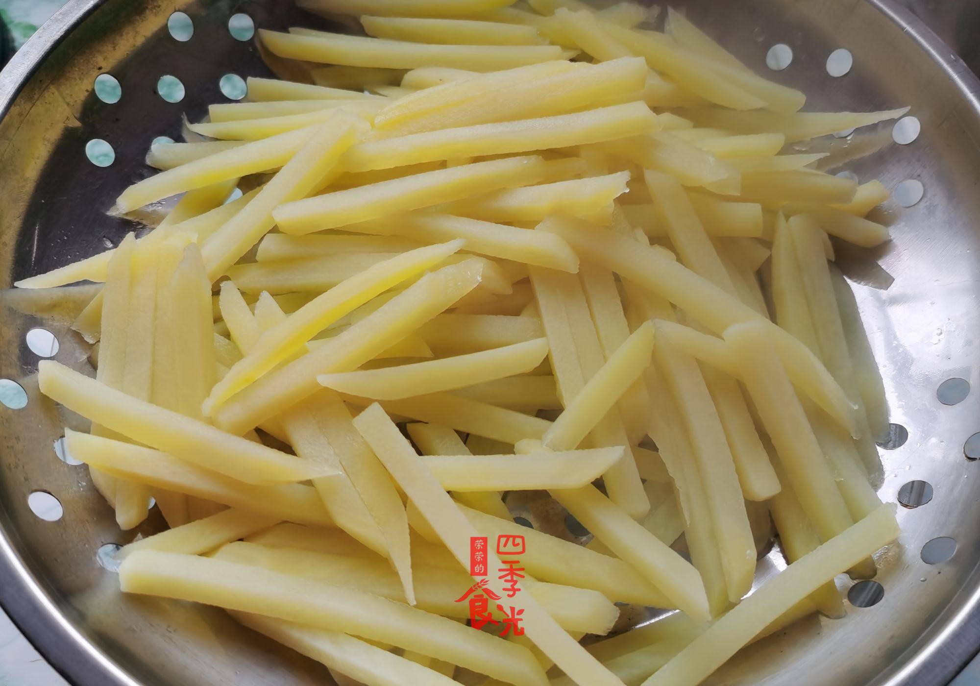土豆裹粉怎么用 5e222553df9c4c2aaa022d379e1f0a86.jpeg