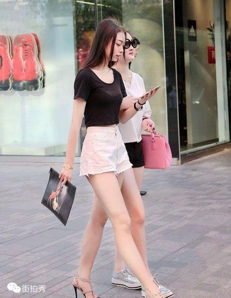 气质短款上衣修身v领 a4ea440e827241148ae470eff783d7d3.jpeg