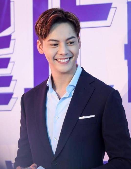 窦骁是哪家公司艺人 fbae04e4cdc545f0848a286470350e2c.jpeg